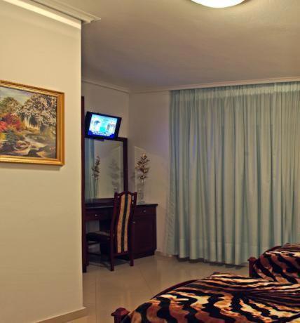 Hotel Chronis ปาราเลียกาเตอรีนิส ภายนอก รูปภาพ
